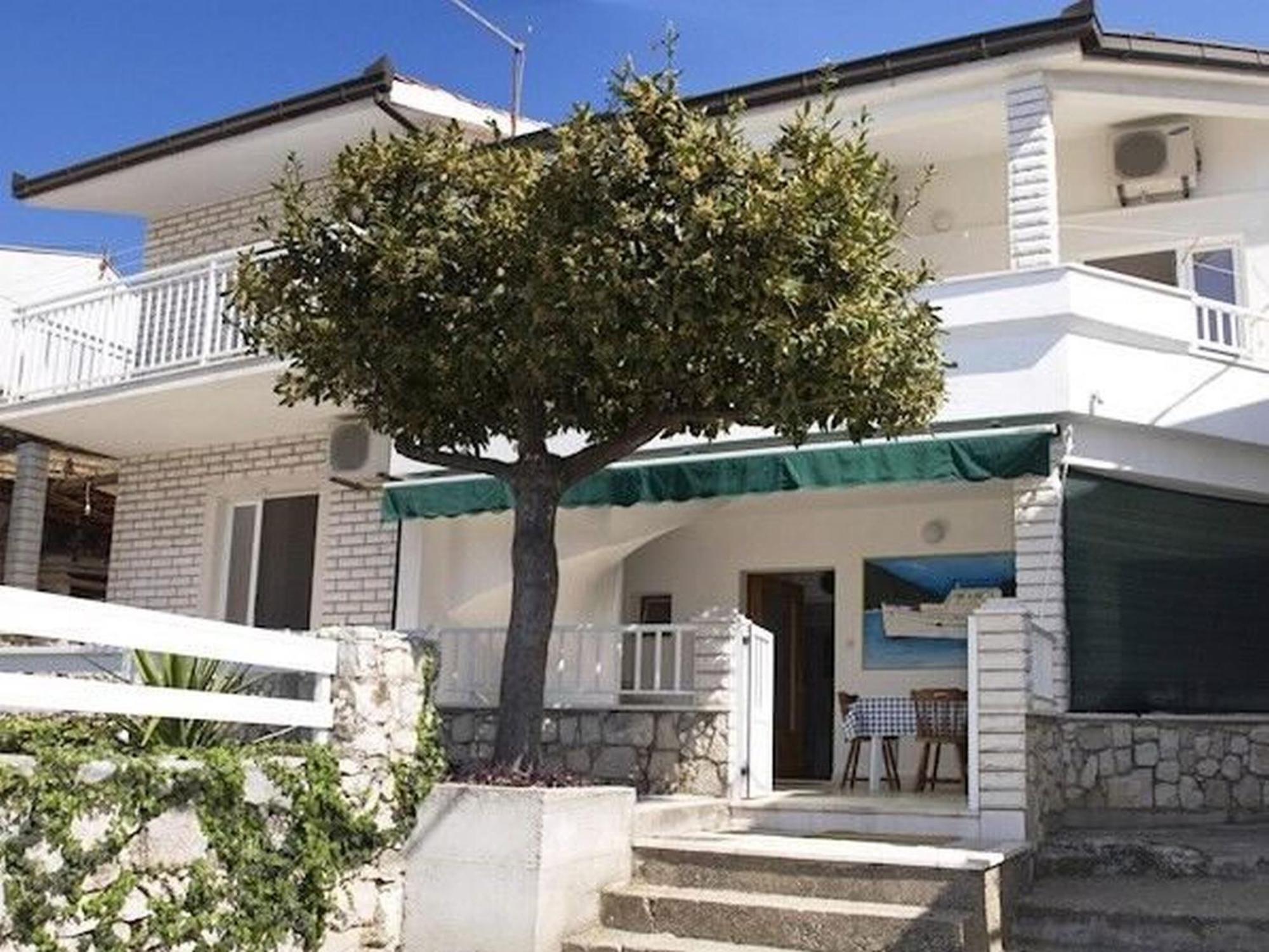 Apartments And Rooms Florijan Klek Exterior photo